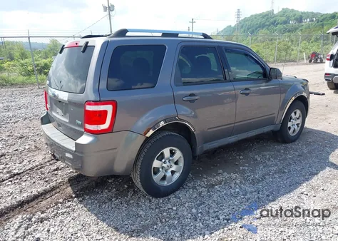 2010 Ford Escape Limited z USA, uszkodzony, nr VIN 1FMCU9EGXAKC05919
